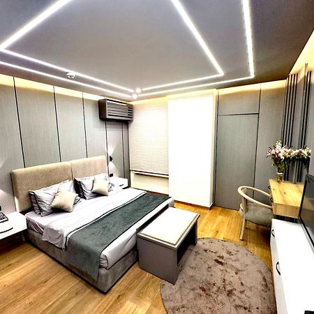 ควีน สวีท โฮเต็ล Hotel เบรุต ภายนอก รูปภาพ