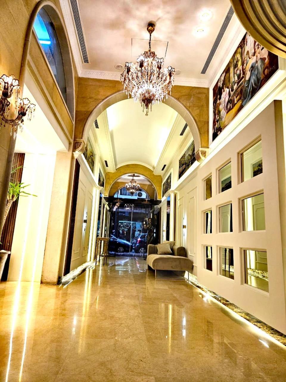 ควีน สวีท โฮเต็ล Hotel เบรุต ภายนอก รูปภาพ