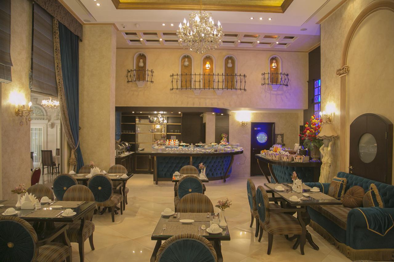 ควีน สวีท โฮเต็ล Hotel เบรุต ภายนอก รูปภาพ